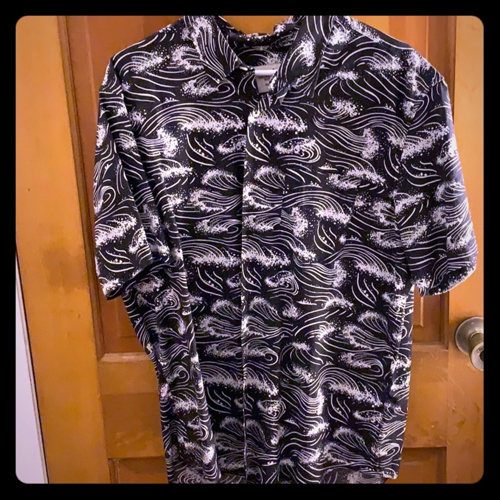 Short Sleeve American Eagle Button Down